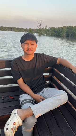 แชท หาเพื่อนคุย  ที่อยู่  ชลบุรี