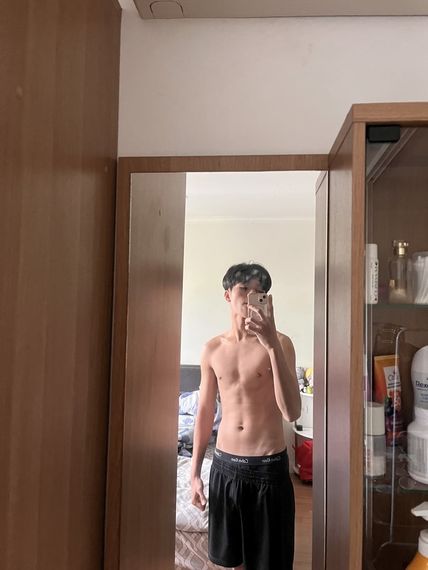 chat looking for friends  from Bangkok