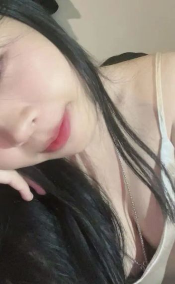 chat chat, find line friends  from Pathum Thani