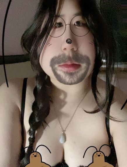 chat looking for friends  from Chiang Rai