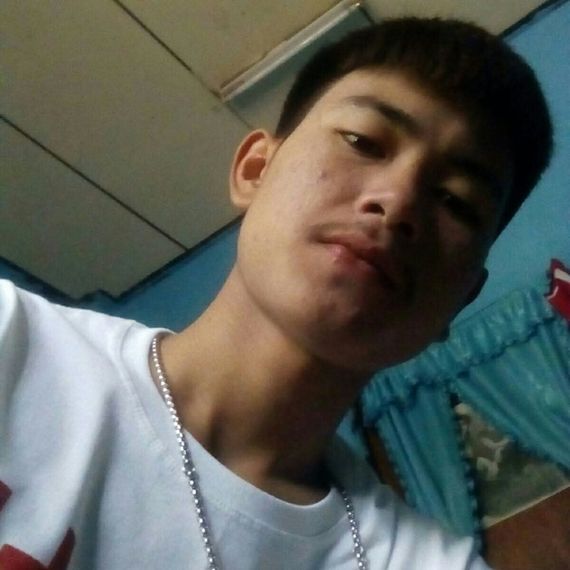 chat find love, chat  from Bangkok