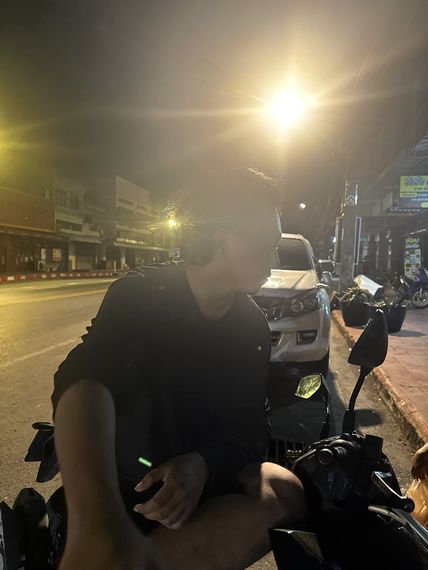 แชท หาเพื่อนเที่ยว, โสด 