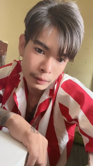 แชท แชทเปิดกล้อง