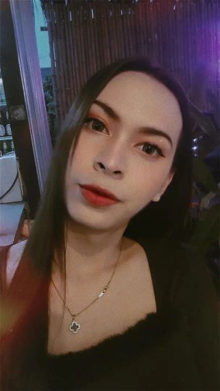 แชท หากิ๊ก, โสด  ที่อยู่ กรุงเทพมหานคร