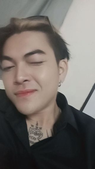 chat find love, chat  from Bangkok