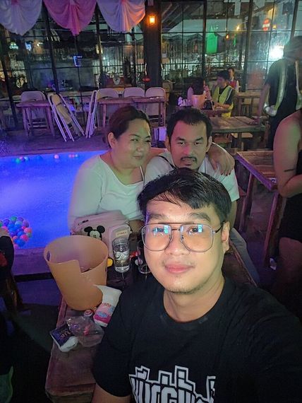 chat looking for friends  from Bangkok