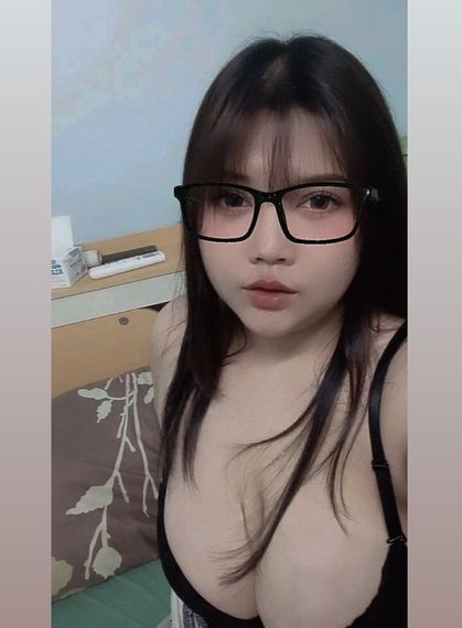 chat looking for friends  from Bangkok