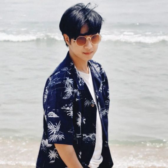 chat looking for friends  from Bangkok