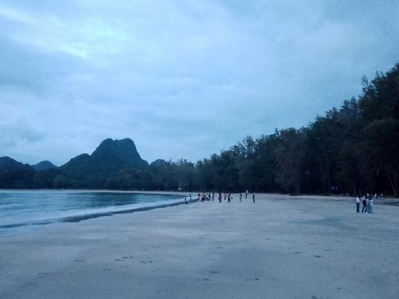 แชท หาเพื่อนคุย  ที่อยู่  อุดรธานี