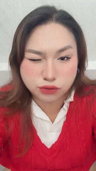 chat chat  from Pathum Thani