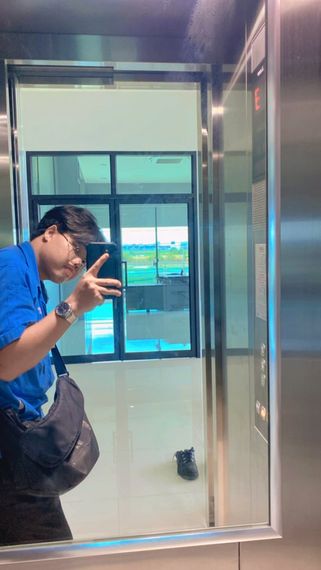 chat chat, hangout  from Chon Buri