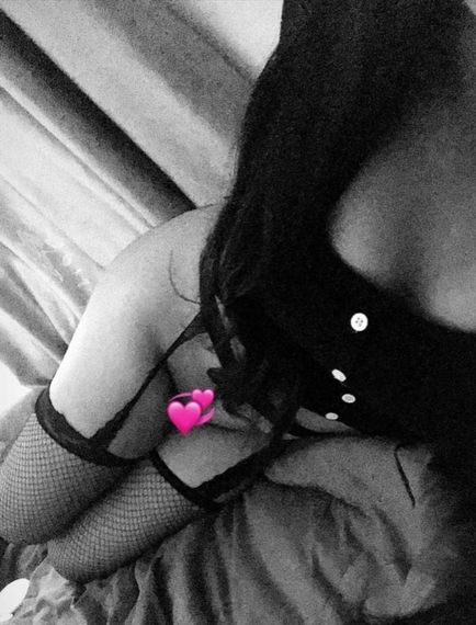 แชท หากิ๊ก, โสด 