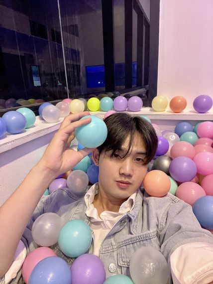 chat looking for friends  from Bangkok