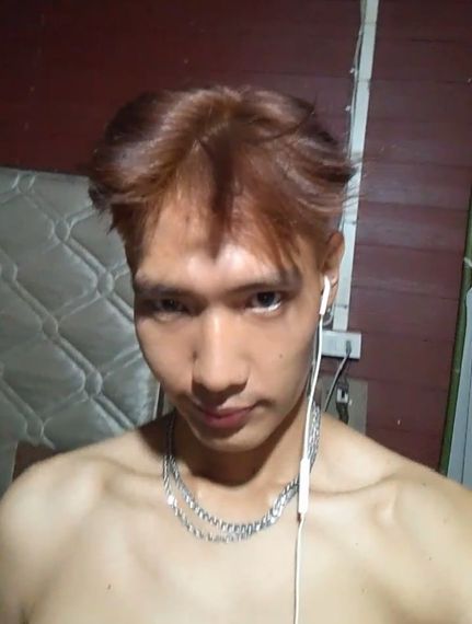 แชท หากิ๊ก, โสด  ที่อยู่  สมุทรปราการ