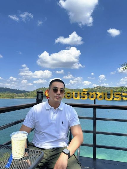 chat single  from Chon Buri