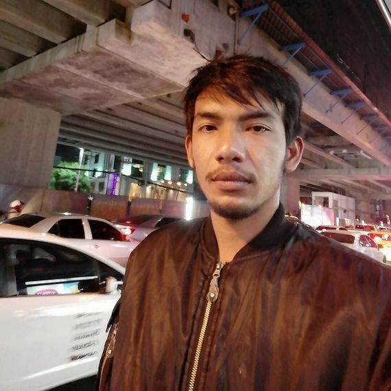 แชท หากิ๊ก, นัดเดท 