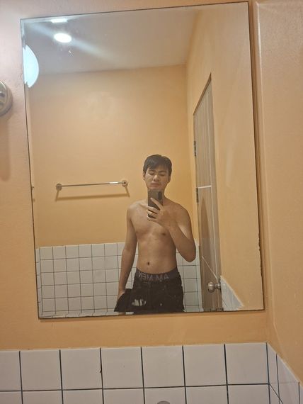 chat looking for friends  from Bangkok