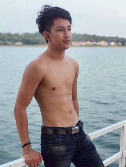 chat find love, chat  from Bangkok