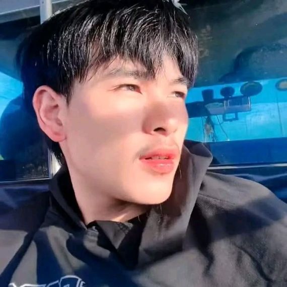 แชท หากิ๊ก  ที่อยู่  ปทุมธานี