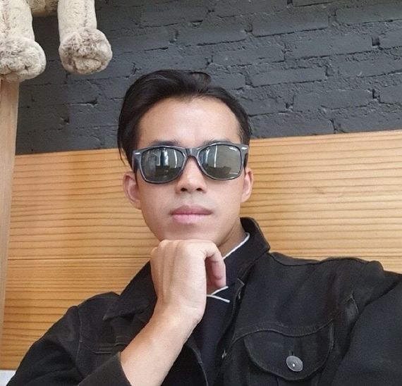 chat chat, hangout  from Bangkok