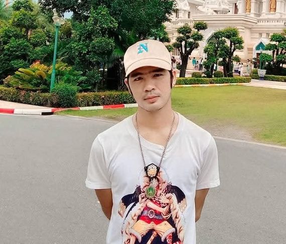 แชท หากิ๊ก 
