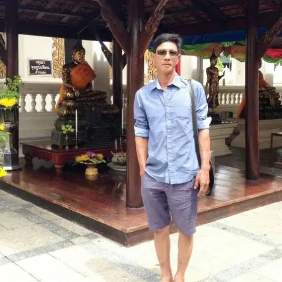 แชท หากิ๊ก, โสด  ที่อยู่  สมุทรสาคร