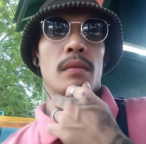 chat looking for friends  from Bangkok
