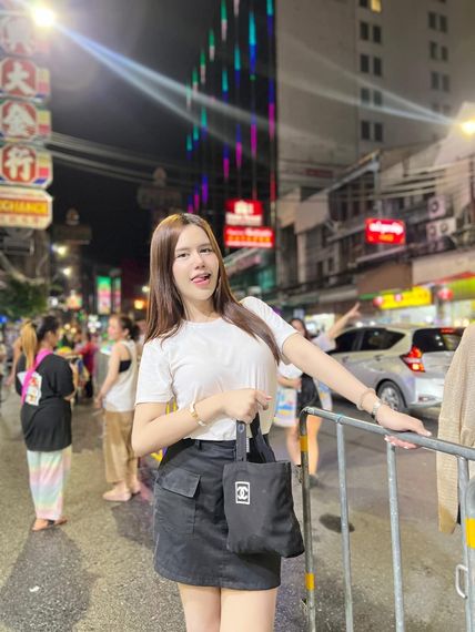 แชท หาเพื่อนคุย  ที่อยู่ กรุงเทพมหานคร