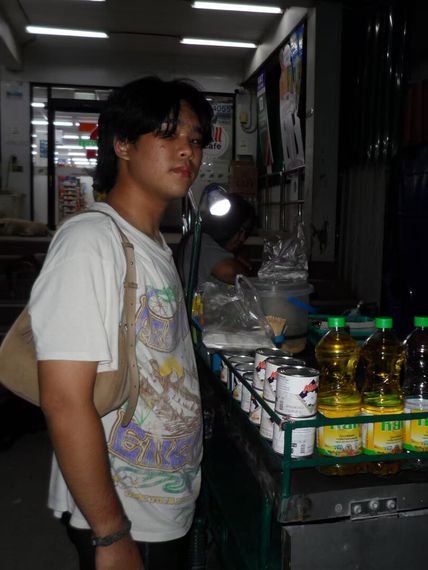 chat looking for friends  from Bangkok