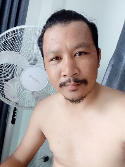 chat chat, single from Khon Kaen