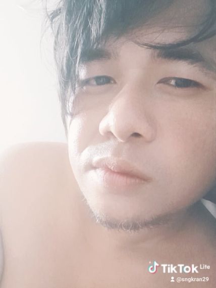 แชท หาแฟน, หาเพื่อนเที่ยว  ที่อยู่ กรุงเทพมหานคร