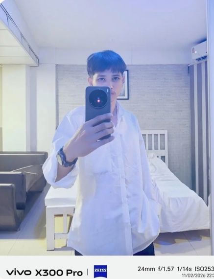 chat find love, chat  from Bangkok