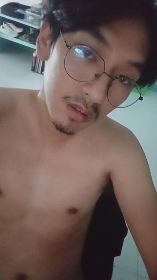 แชท หากิ๊ก  ที่อยู่ กรุงเทพมหานคร