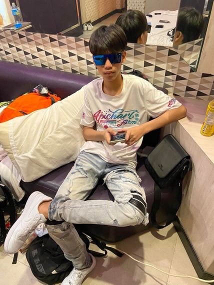 แชท หาแฟน, โสด 