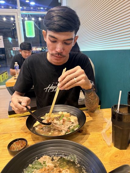 chat looking for friends 