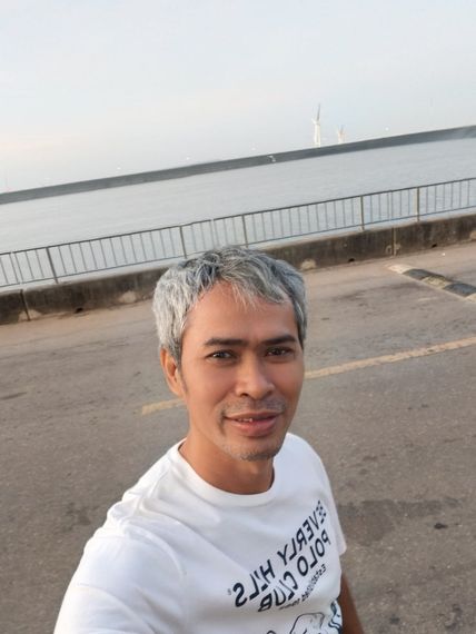 chat looking for friends 