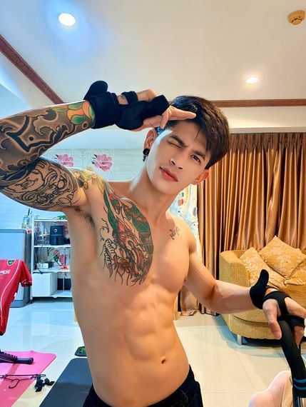 แชท หากิ๊ก, แชทเปิดกล้อง  ที่อยู่  ชลบุรี