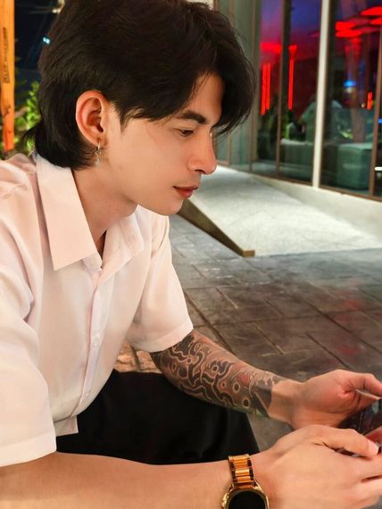 แชท หากิ๊ก, โสด  ที่อยู่  ชลบุรี