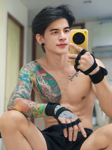 แชท หากิ๊ก 