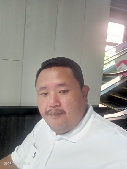 chat looking for friends  from Bangkok