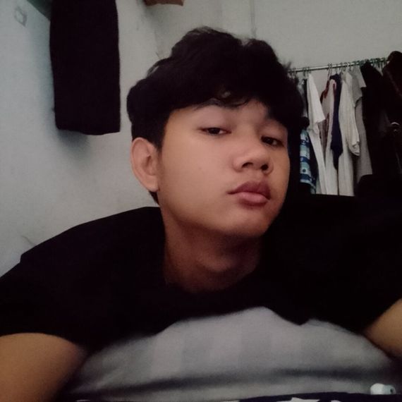 chat looking for friends  from Bangkok
