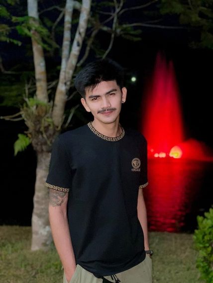 แชท หาเพื่อนคุย, หากิ๊ก 
