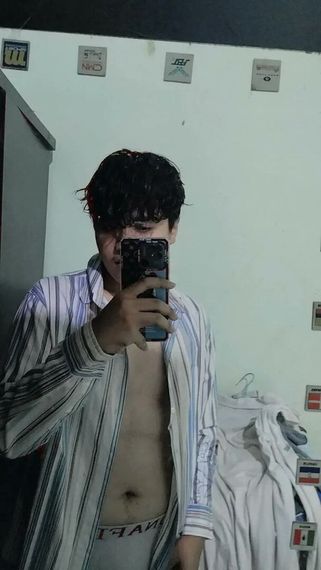 chat chat, hangout  from Kanchanaburi