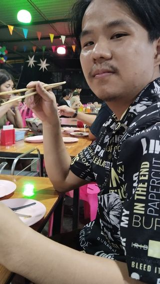 แชท หาเพื่อนคุย 