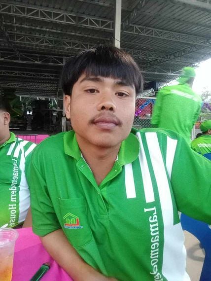 แชท หาเพื่อนคุย, โสด