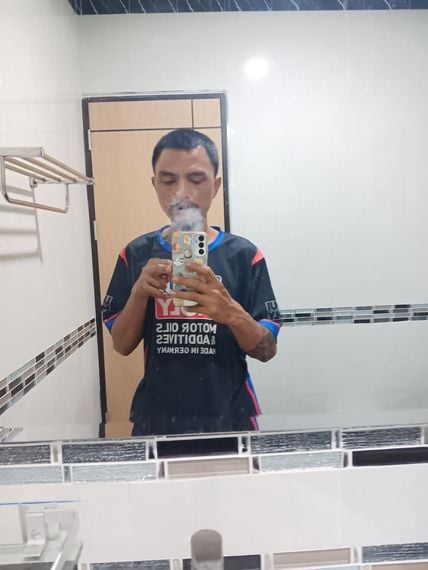 แชท หาเพื่อนคุย ที่อยู่ สุราษฎร์ธานี