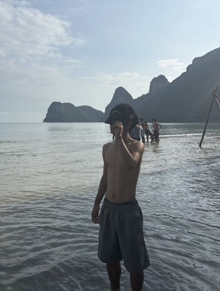 แชท หาเพื่อนคุย  ที่อยู่  นครปฐม