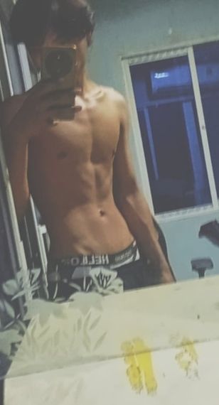 chat looking for friends  from Pathum Thani