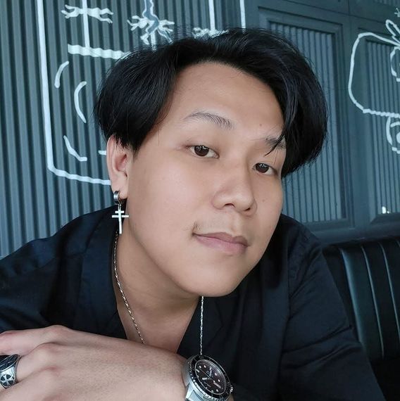 chat looking for friends  from Bangkok