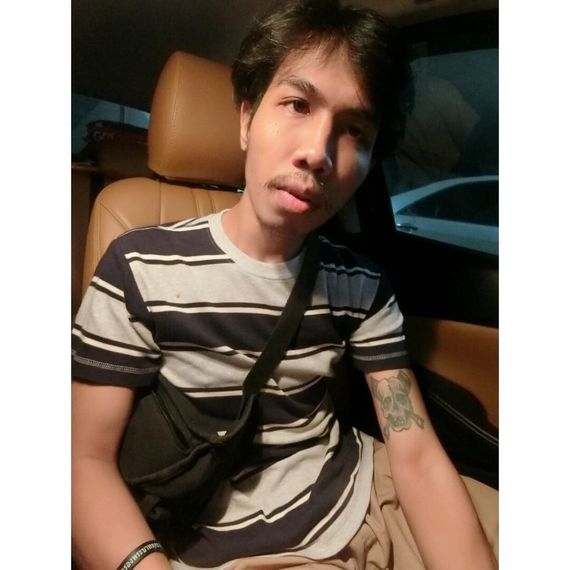 chat find love, chat  from Bangkok